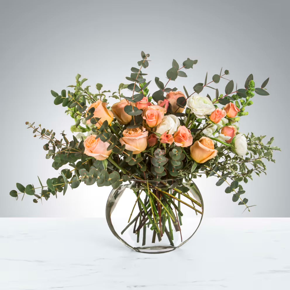 A sweet and charming bouquet with soft pastel flowers, perfect for any occasion.